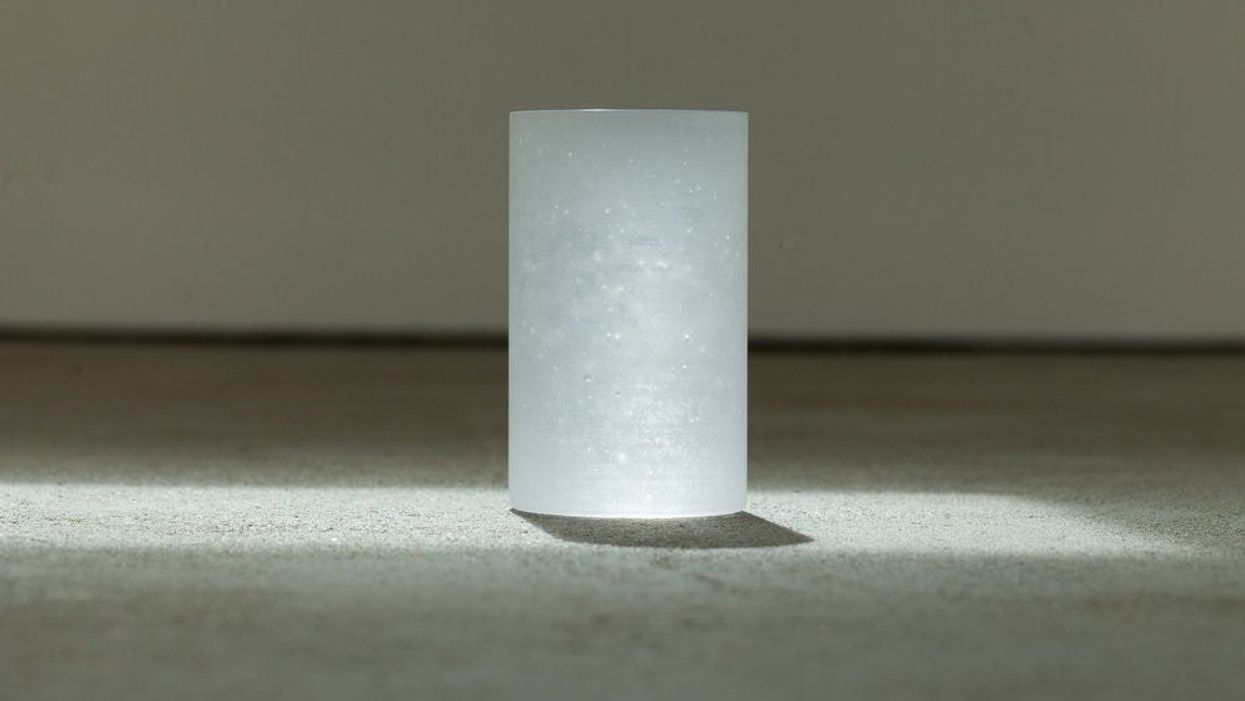 <p>Glass sculpture</p>