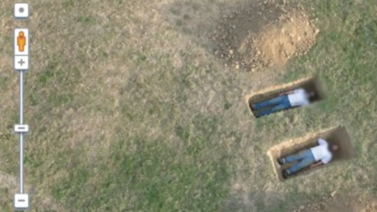 Google Maps satellite image.