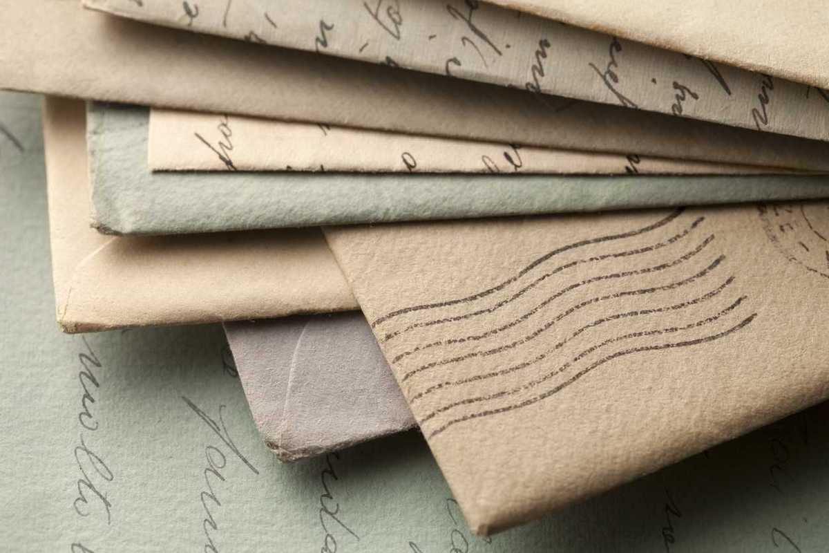 'Gratitude correspondence' is the wholesome wellness trend that could help us live longer