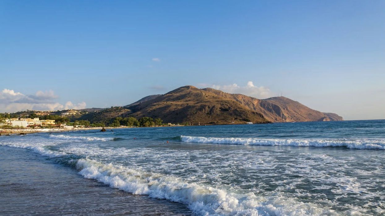 Why is Greece having so many earthquakes right now and should we be worried?