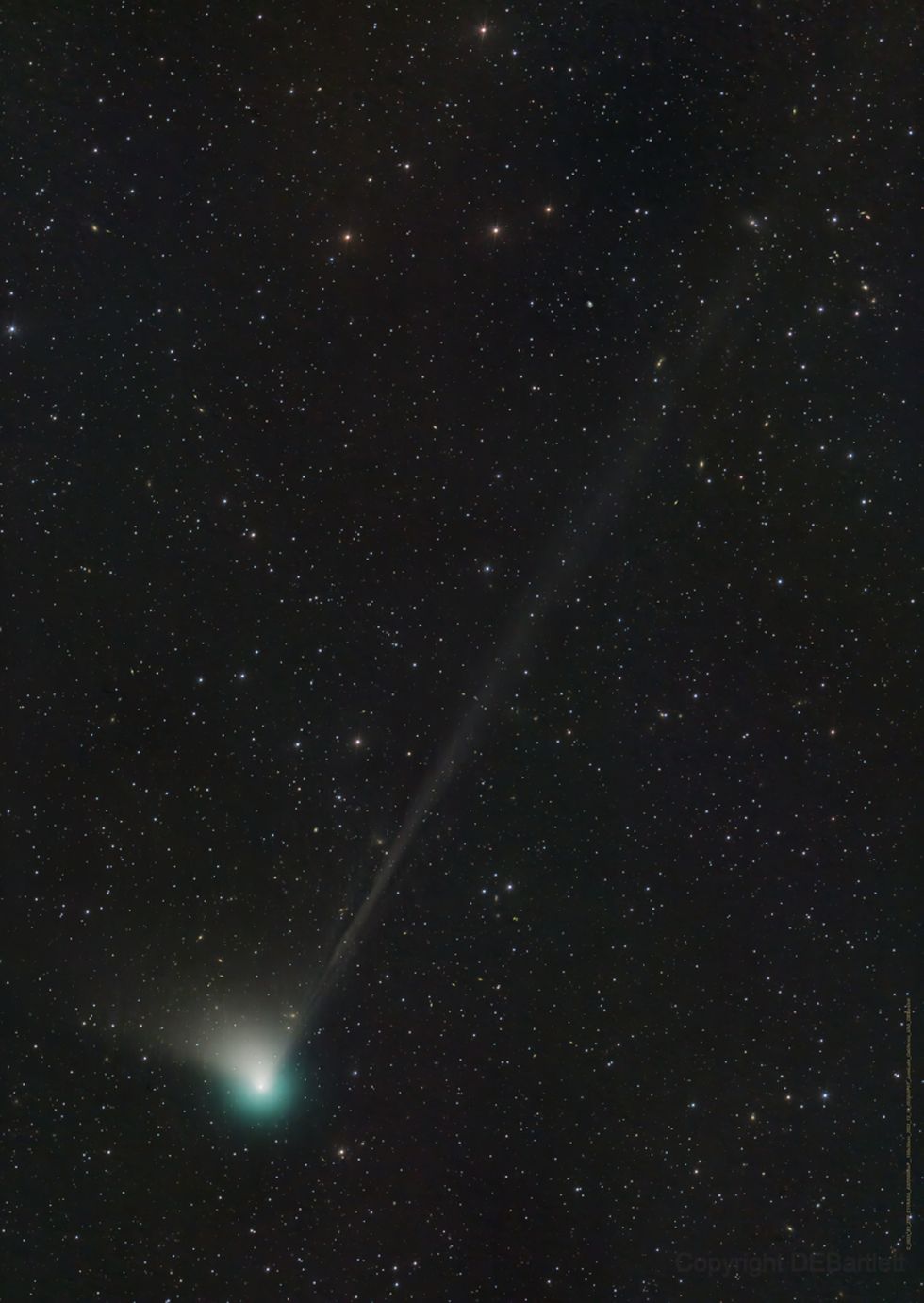 Green comet making its closest approach to Earth in 50,000 years