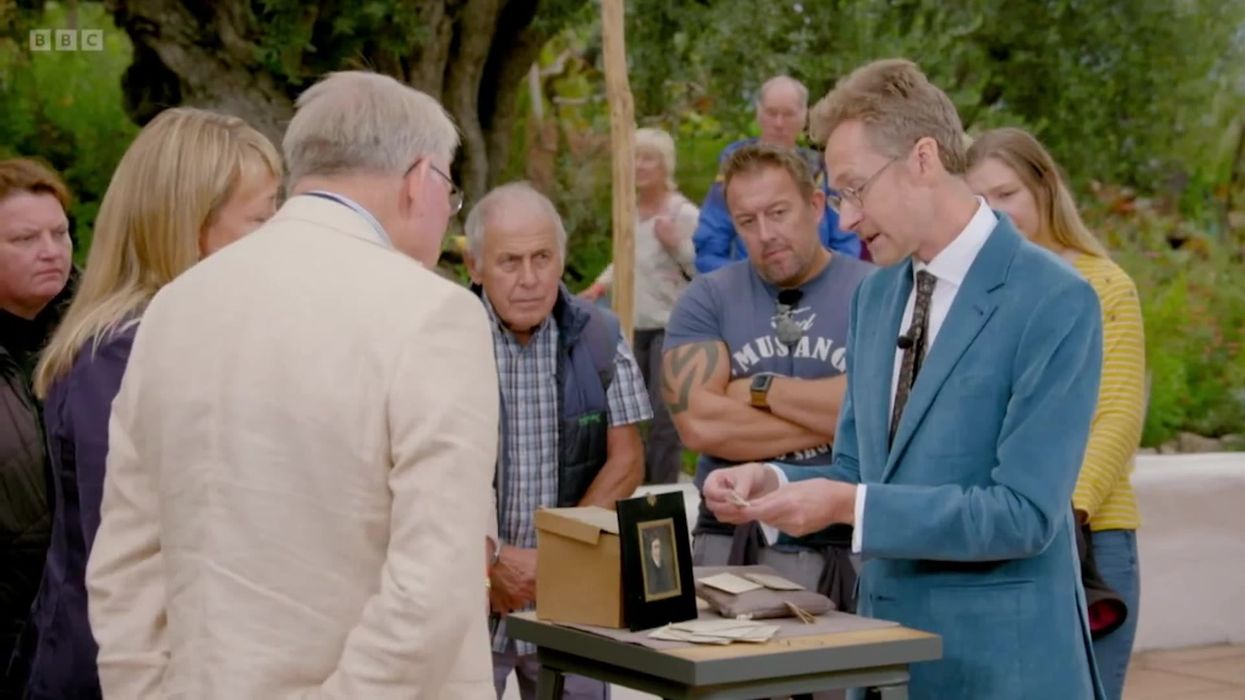 Hair belonging to poets from 1800s given ridiculous Antiques Roadshow valuation