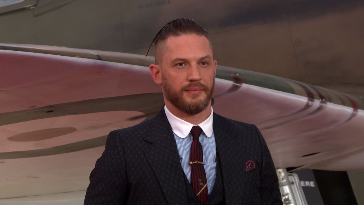 Tom Hardy stuns onlookers by joining medieval festival's jousting competition