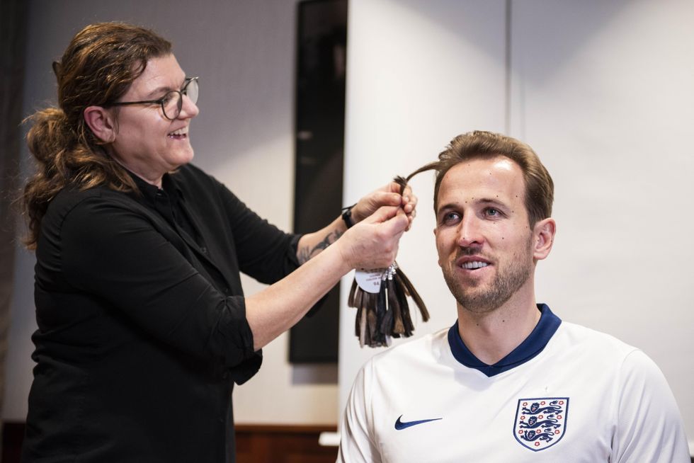 Harry Kane's hair is done at a sitting