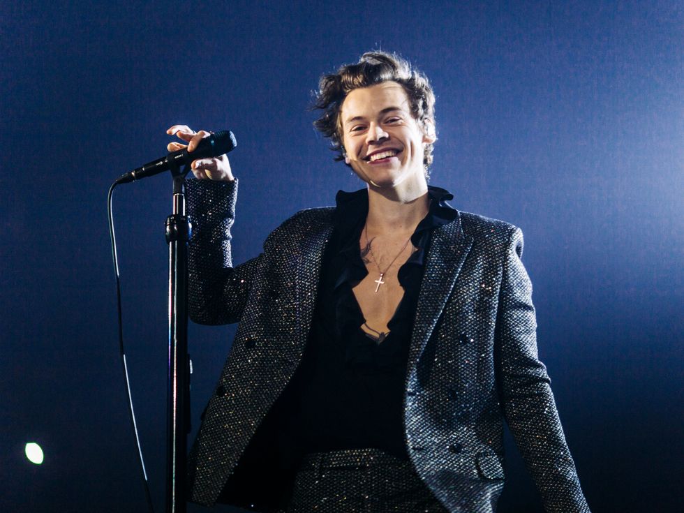 <p>Harry Styles fans are so upset that \u201cTicketmaster\u201d is now trending on Twitter.</p>