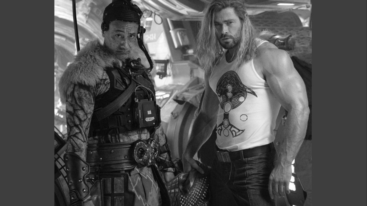 <p>Hemsworth’s bulging biceps have dropped jaws across social media</p>