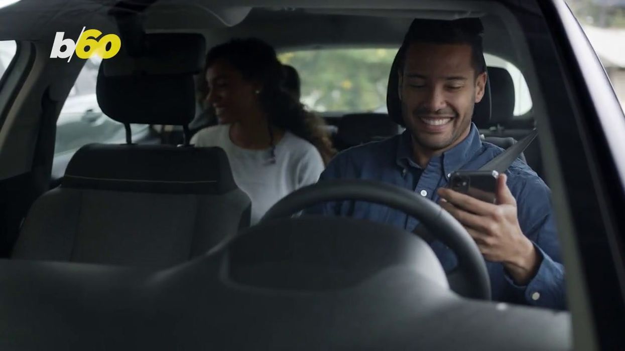 New Apple feature reduces motion sickness when looking at screen in vehicle