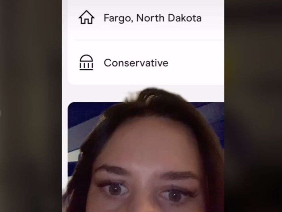 'Hey dream girl': Woman says cop who maced her at BLM protest tried to hook up with her on Hinge