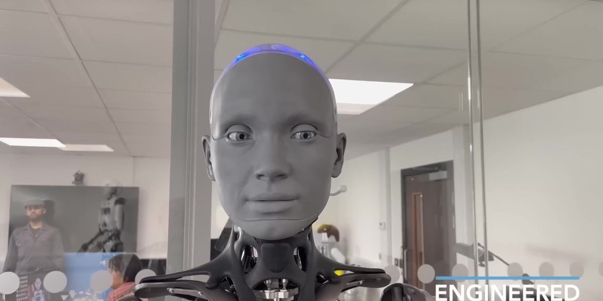 Highly-advanced AI robot speaks several languages in alarming video ...