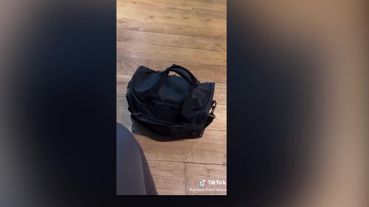 Woman on holiday complains about hotel towels not being big enough to cover her