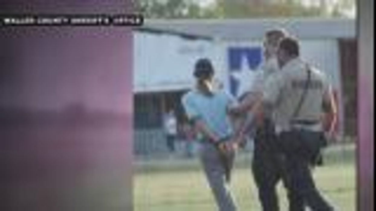 Mom who lost both arms in a pitbull attack gets arrested for selling meth