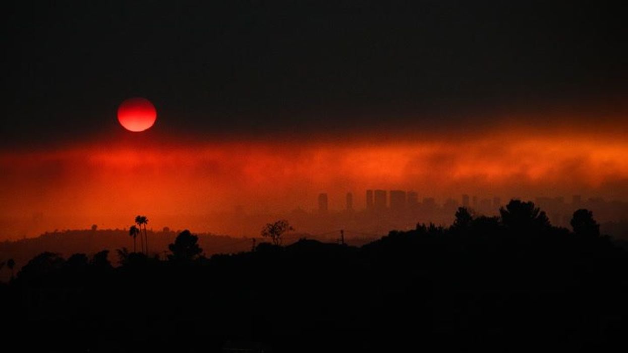 LA fires theory leaves Tucker Carlson stunned on origin of blazes