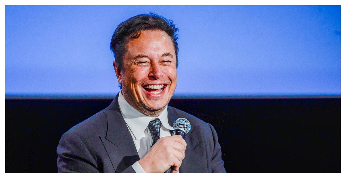 These are the 11 books that turned Elon Musk into the person he is