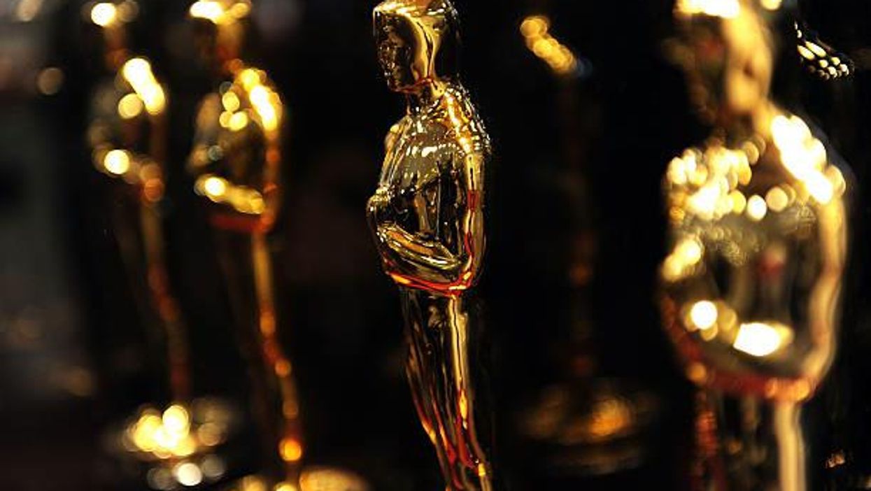Anyone selling an Oscar statue must offer it to the Academy for $1