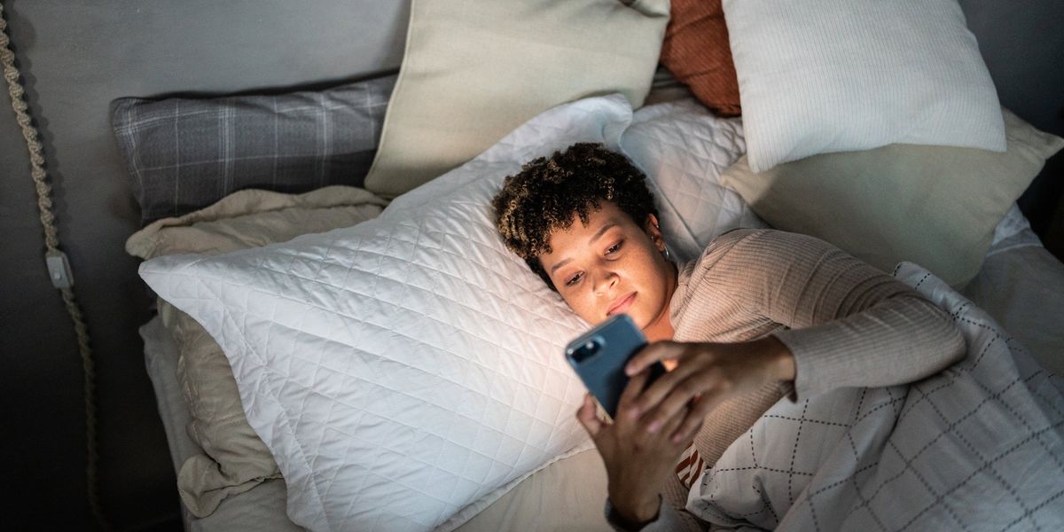 What is 'doomscrolling' and can it mentally affect us? | indy100