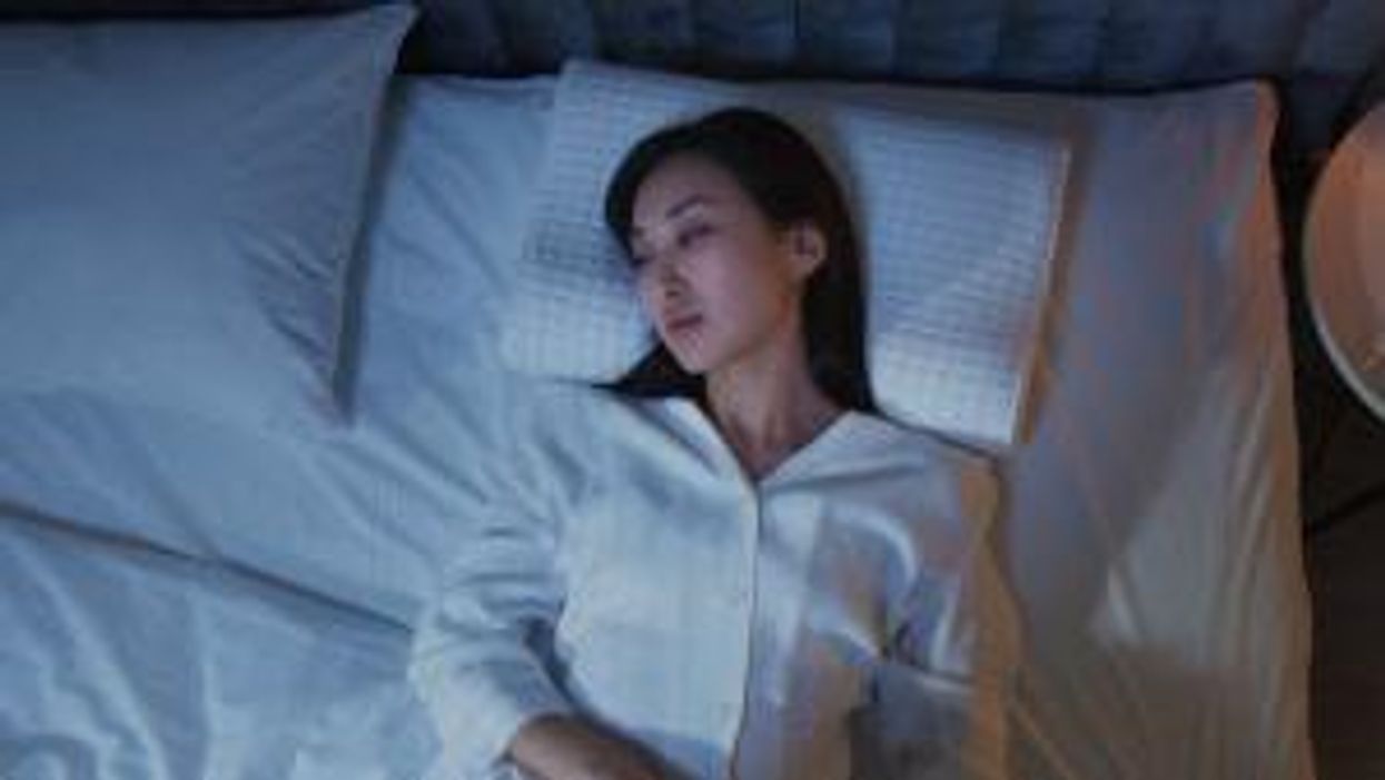 How a bag of frozen peas can send you to sleep more quickly