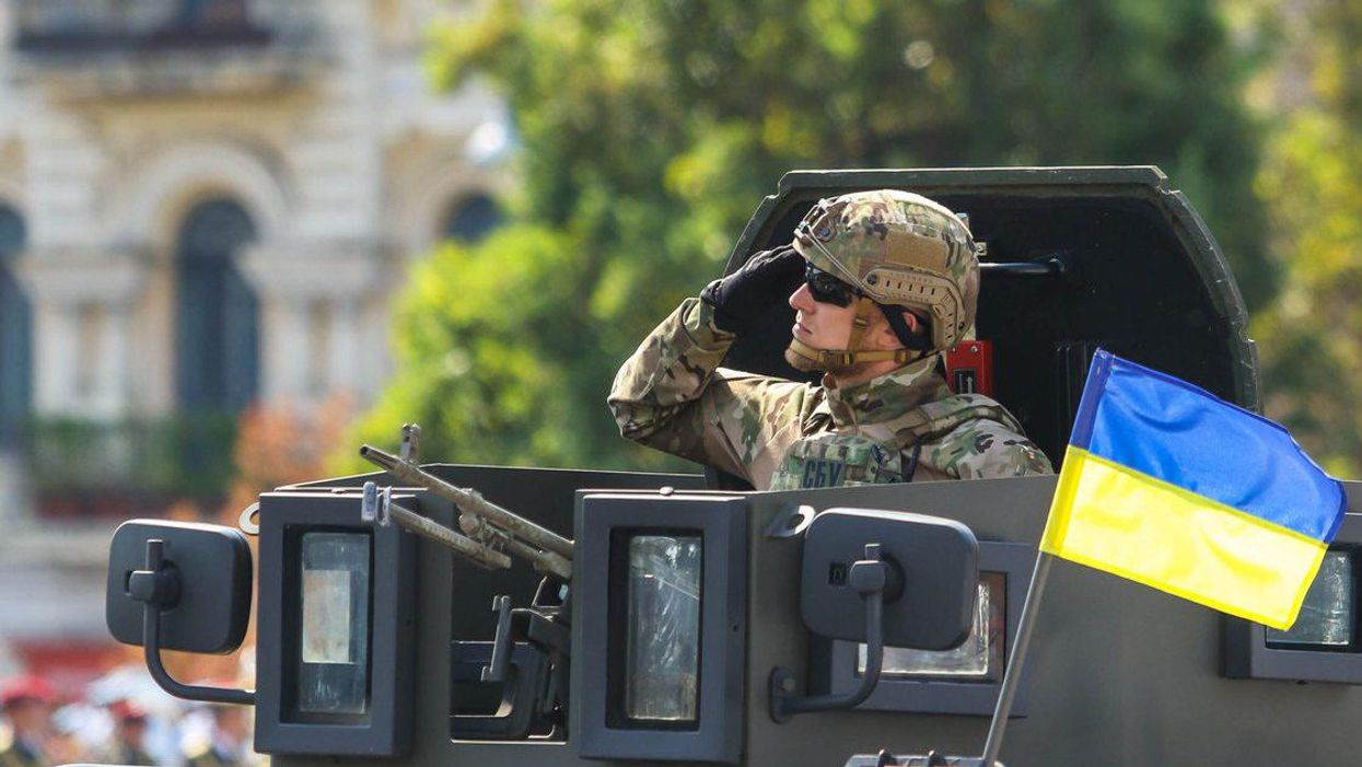 People are writing fake Google reviews of Russian restaurants to tell people about Ukraine invasion