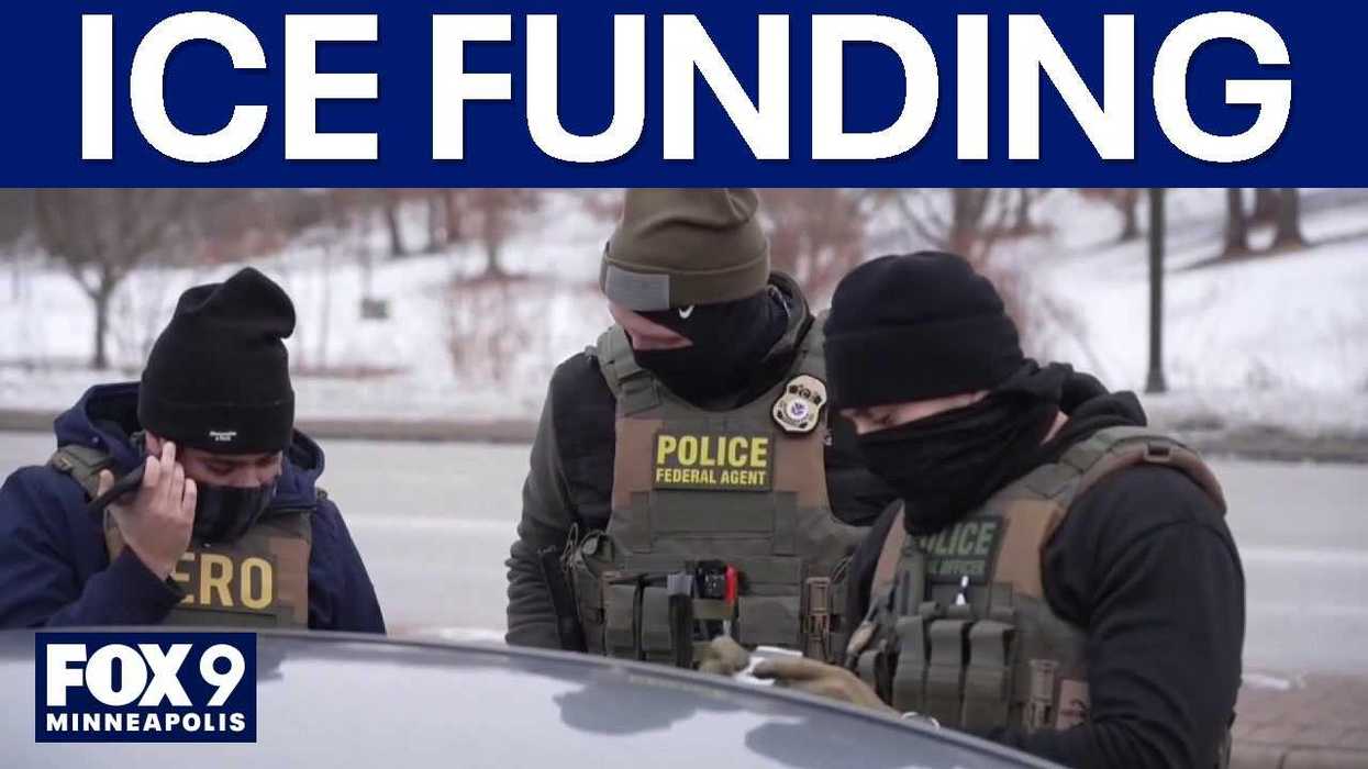 ICE agent roasted after bragging about '$200k salary': 'I'd do this for free'