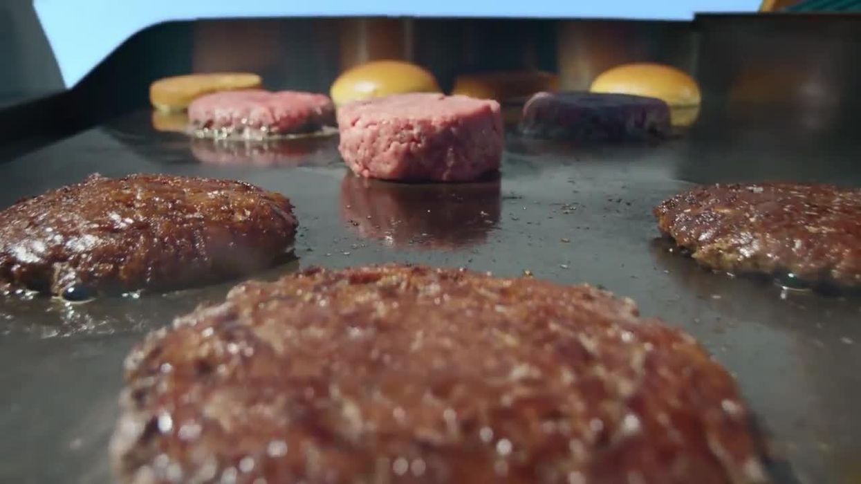 Rich people eating at IHOP and Applebee's to cope with inflation