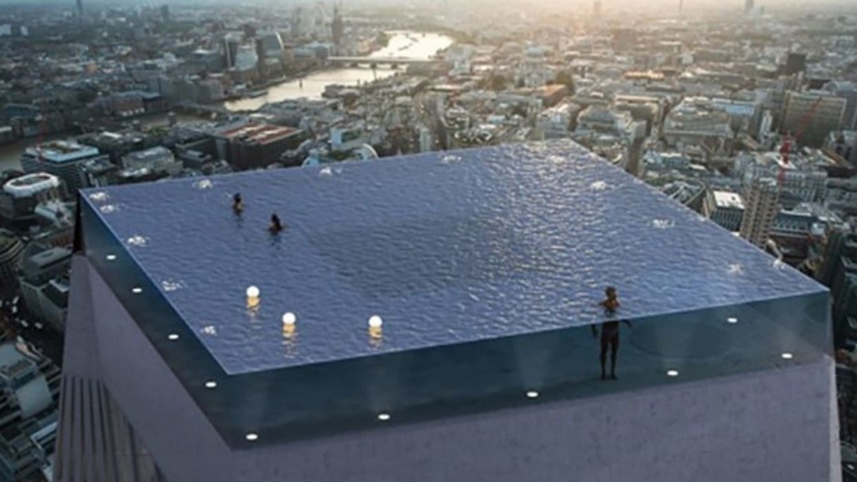 Image courtesy of Compass Pools