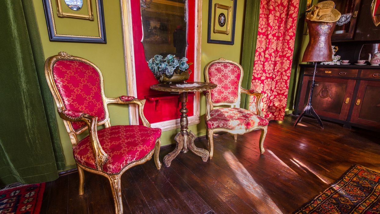 How to create the trendy maximalist home of your dreams in 2022