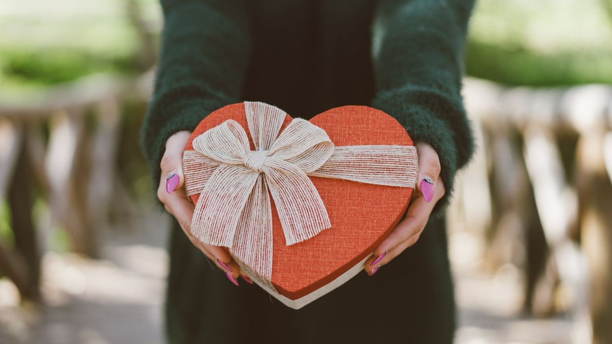 22 best Valentine's Day gifts for her at every budget, indy100 wishlist