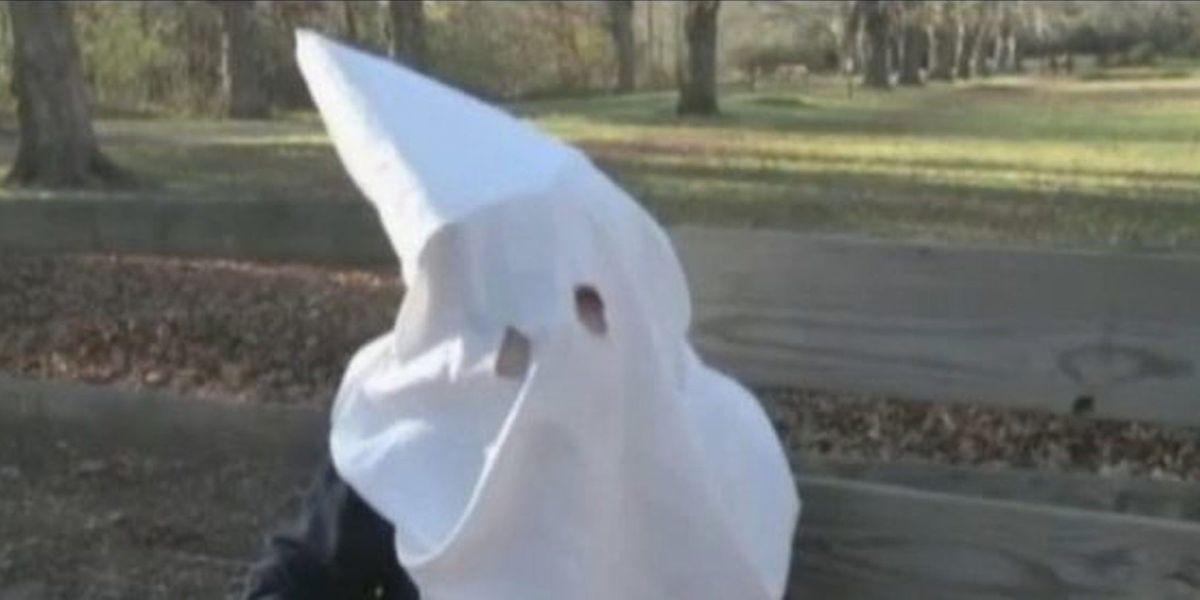 Teacher suspended for letting student dress up in KKK costume