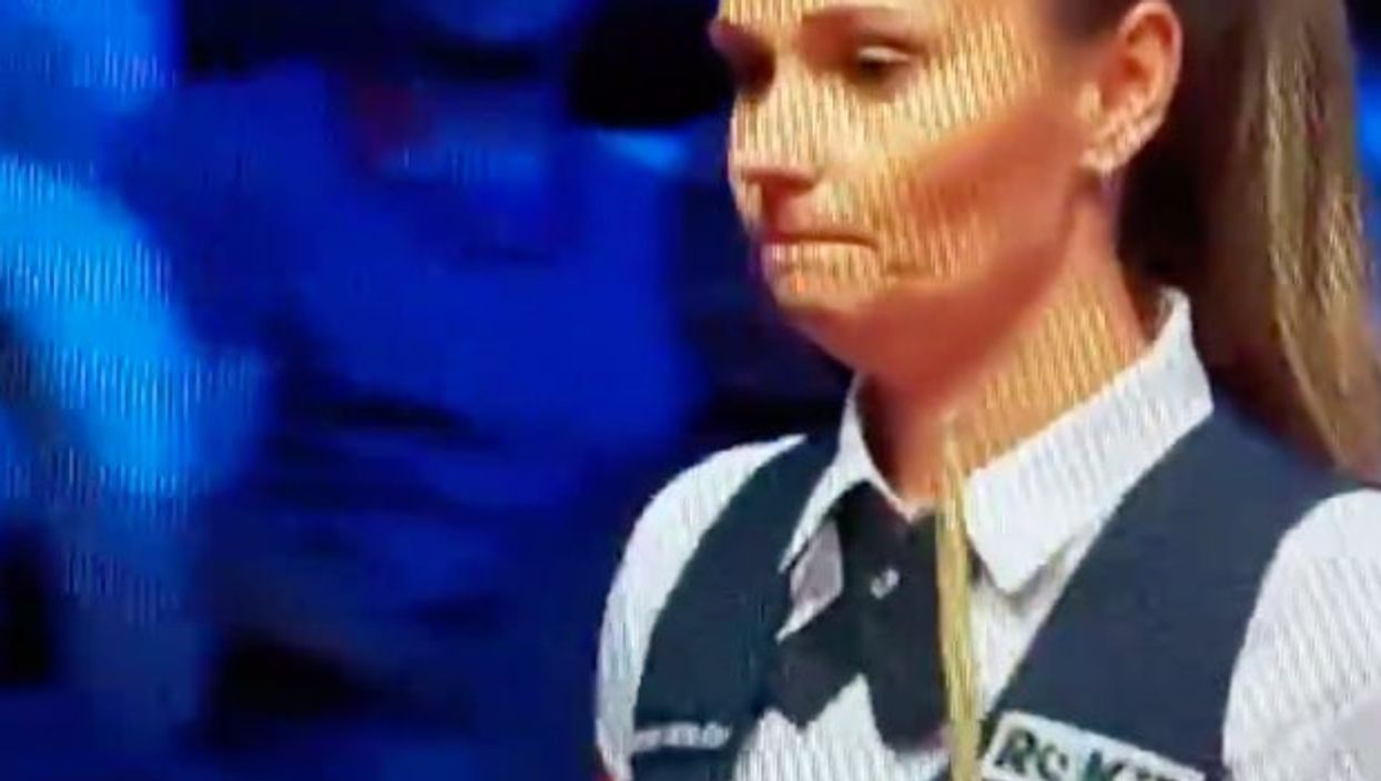 Snooker player Reanne Evans refuses to fist-bump ex-partner before British Open grudge match