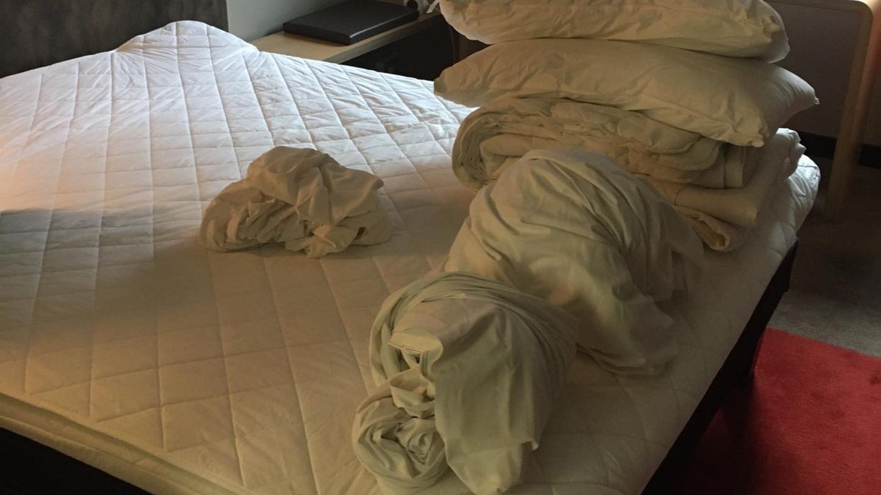 Man sparks debate after sharing how he leaves his hotel room when checking out