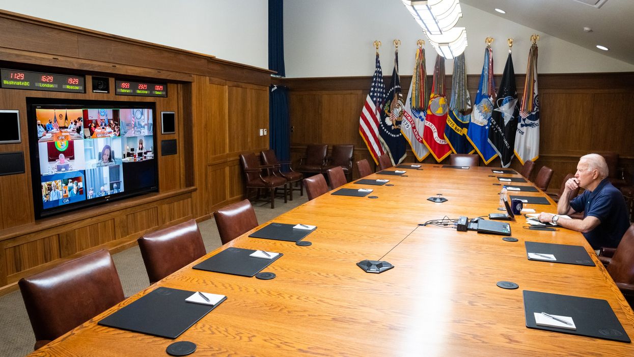 Conspiracy theorists are questioning the validity of a White House photo because of clocks