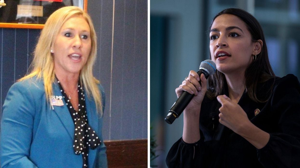 AOC had the perfect response to a pro-Trump conspiracy theorist's 'dumb blonde' joke