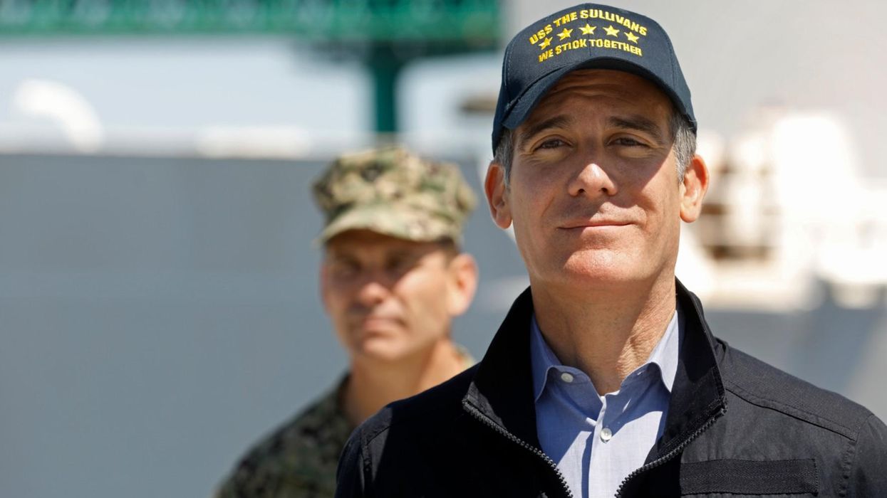 LA mayor threatens to cut off residents' water and power because they refuse to stop throwing parties