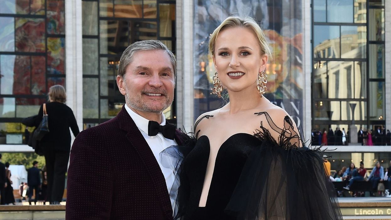 White New York socialite calls police on black woman for sitting on a bench