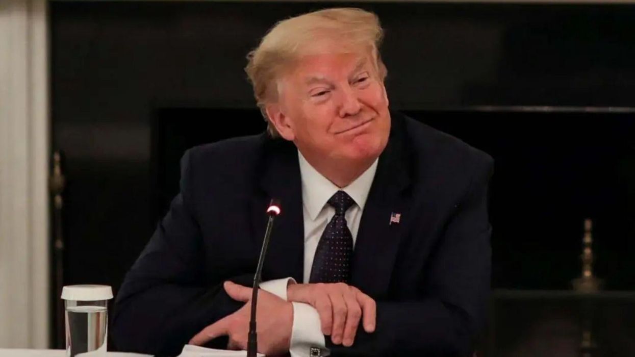 Trump thinks Pompeo should make Secret Service agents wash his dishes if 'his wife isn't there' to do it