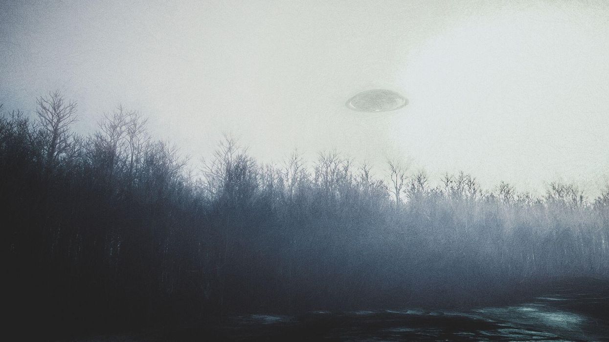 The Pentagon just released UFO videos after 16 years of secrecy and people are freaking out