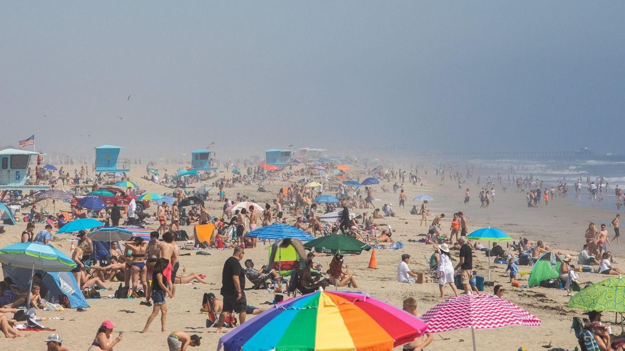 Shocking photos show beaches packed with thousands of people during California heatwave