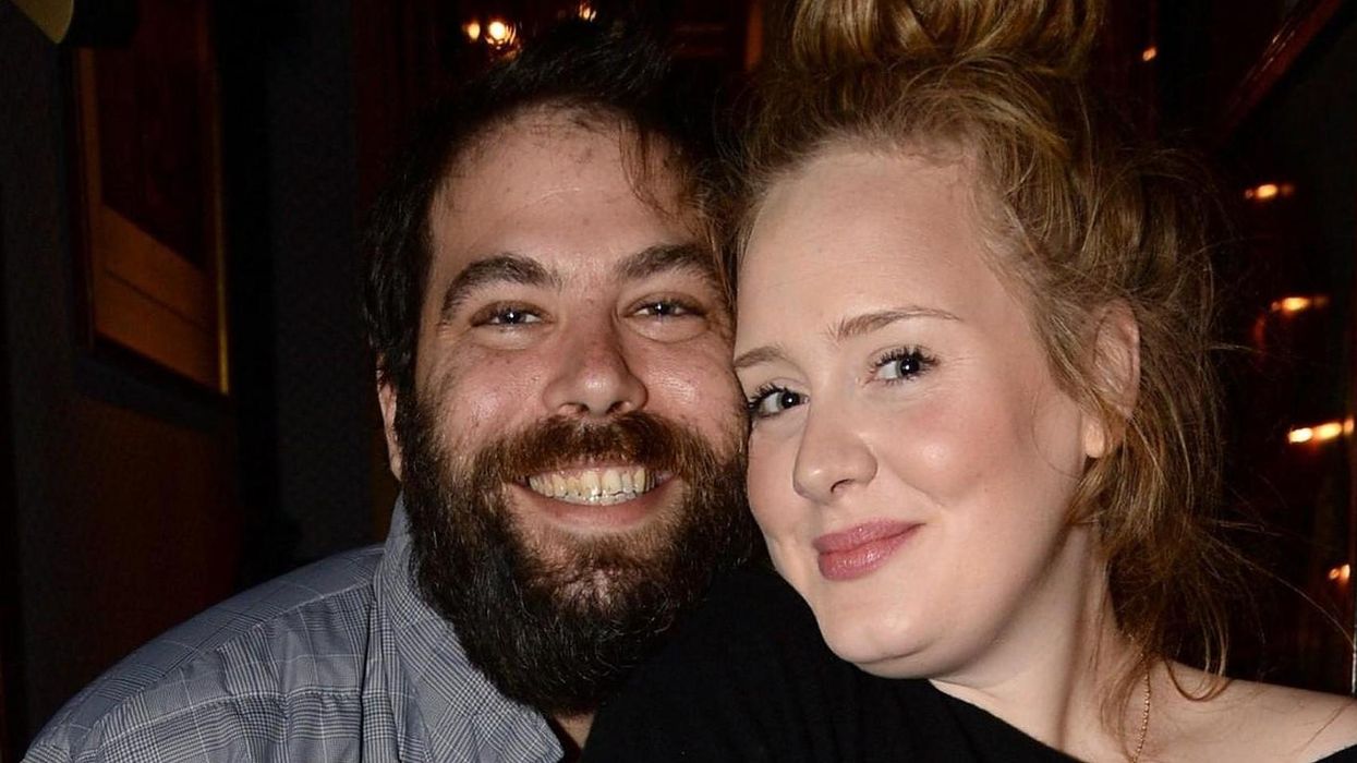 Why fans are furiously arguing over Adele's rumoured '£140m divorce settlement'