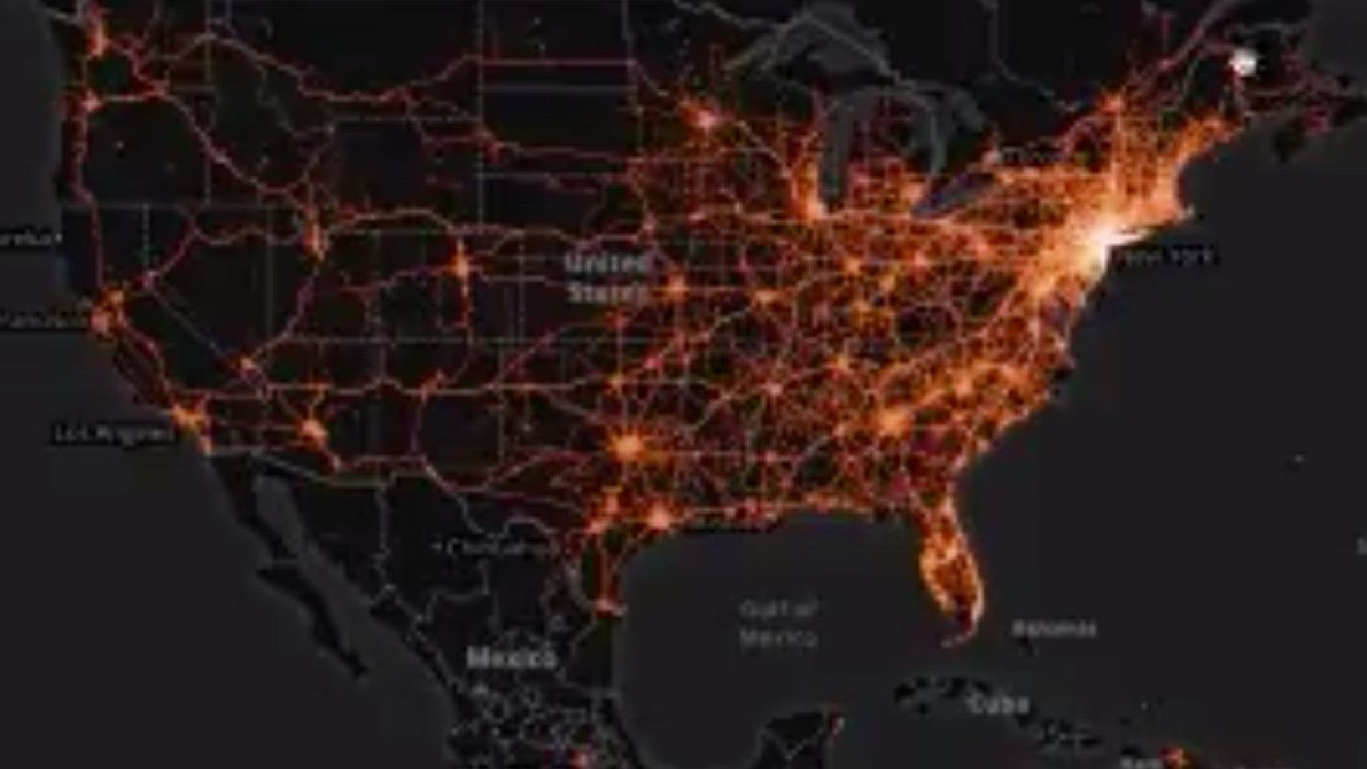 Shocking cell phone maps reveal how much people are still moving around US cities despite social distancing advice
