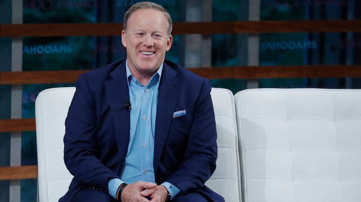 People are furious that Sean Spicer is going to be a contestant on 'Dancing with the Stars'