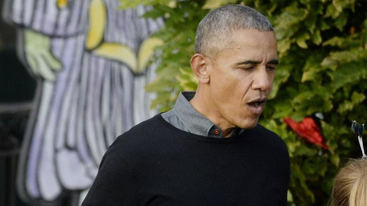 A little kid dressed up as Barack Obama for Halloween... and Obama loved it