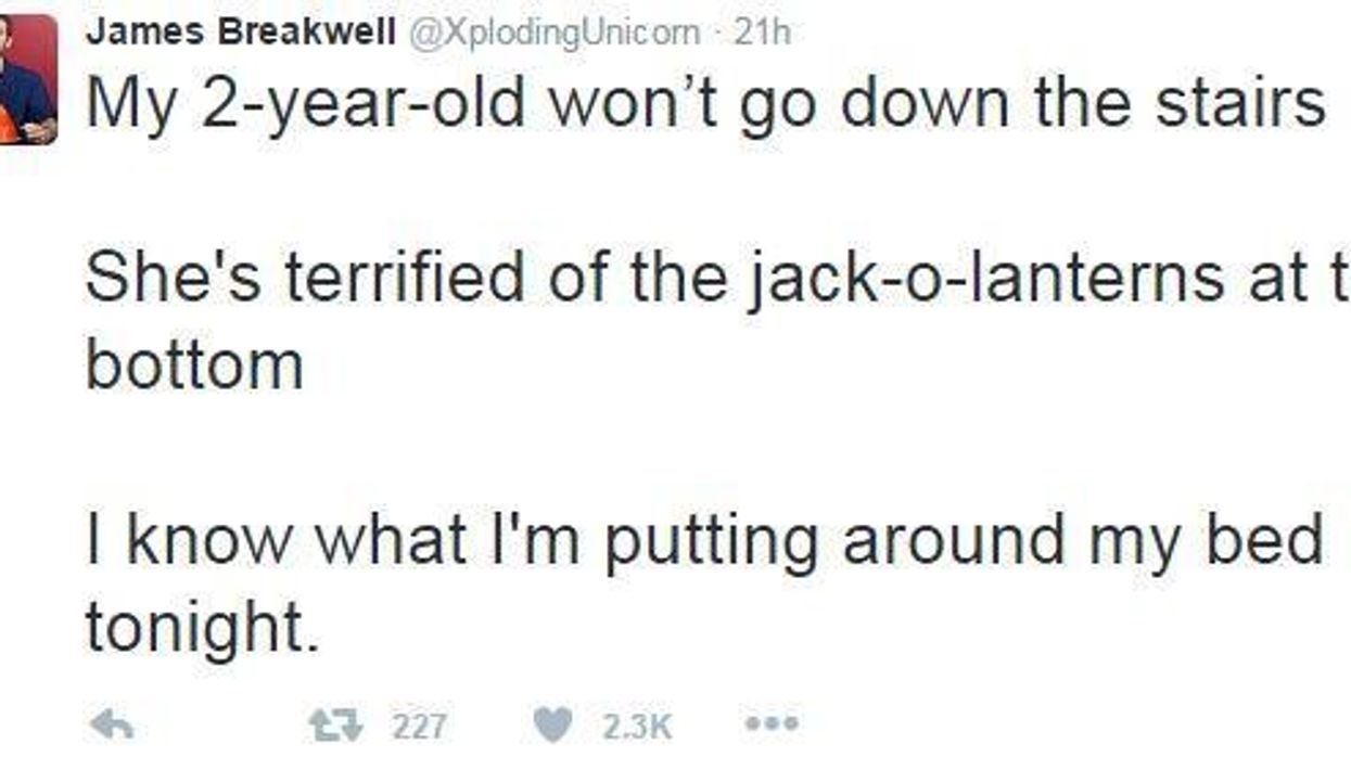 This dad's tweets about Halloween with his four daughters are brilliant