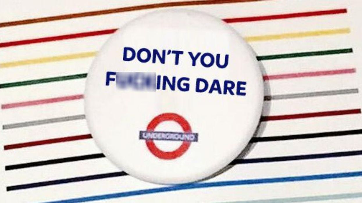 People are coming up with some hilarious alternatives to those 'Tube Chat' badges