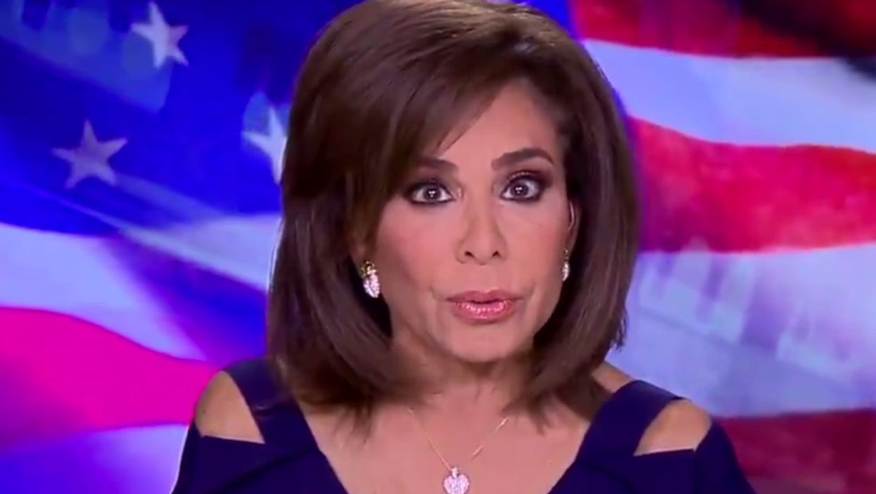 Fox News host who claimed her phone is being ‘censored’ is actually just using it wrong