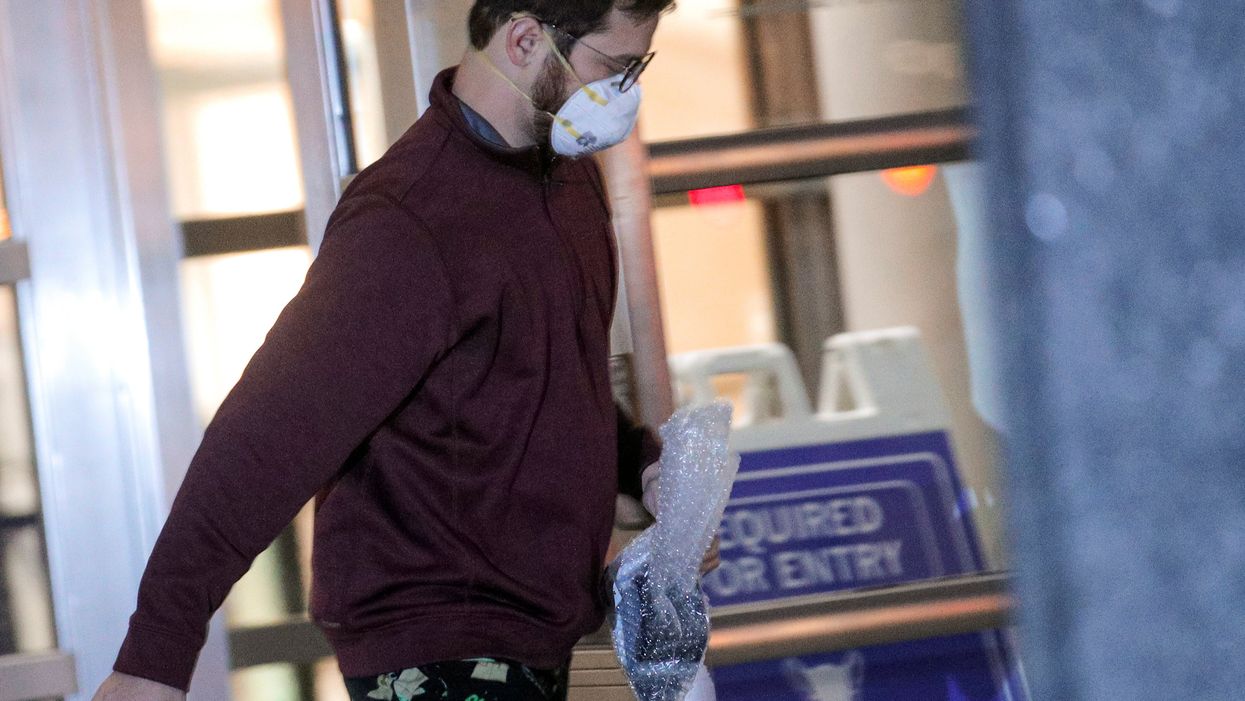 Man arrested for Capitol riots leaves people baffled with bizarre choice of court appearance outfit