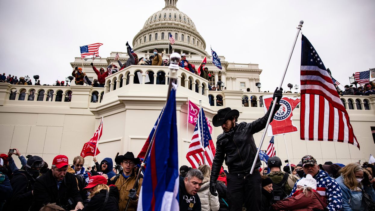 A suspected capitol rioter sent an email to the FBI and it massively backfired