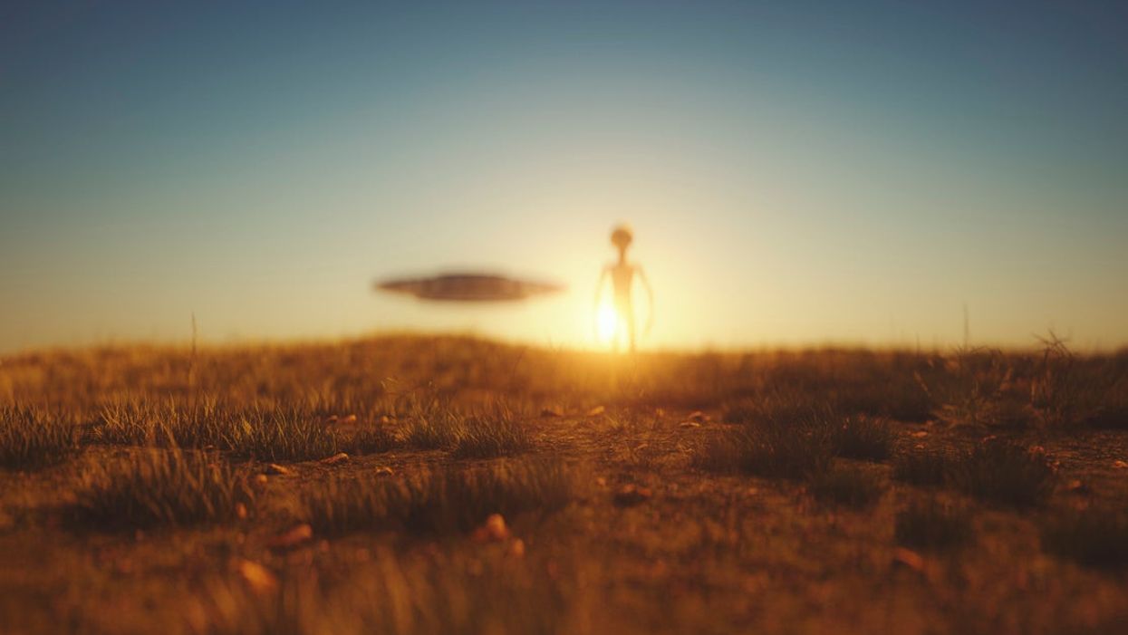 Harvard professor explains why he’s convinced aliens could exist