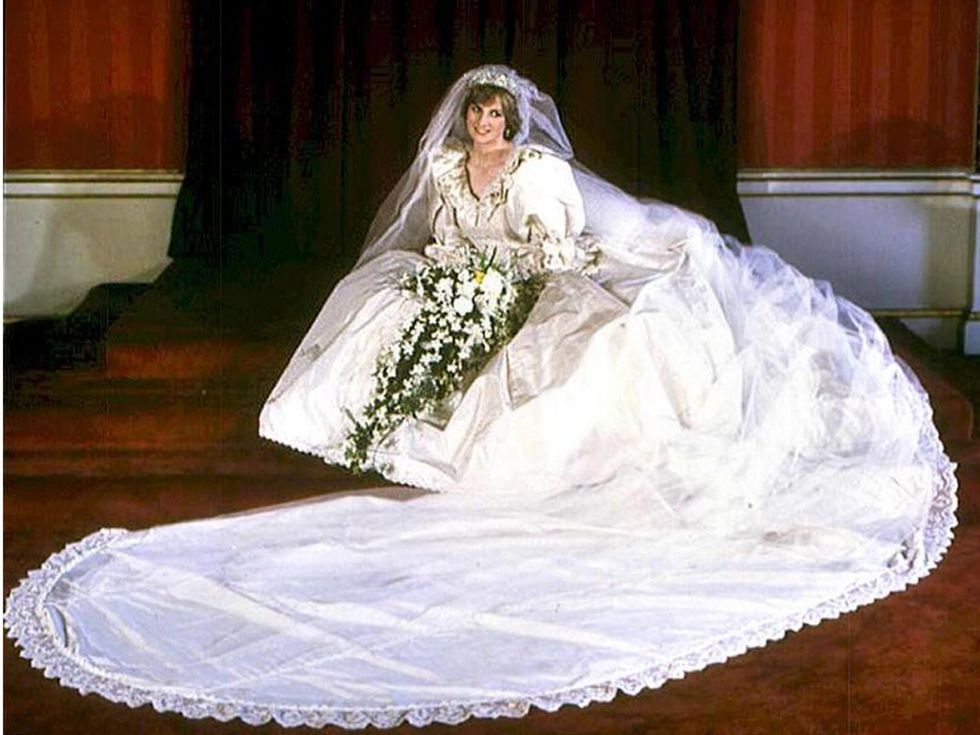 Princess Dianas secret second wedding dress is still missing, but experts  predict it will turn up