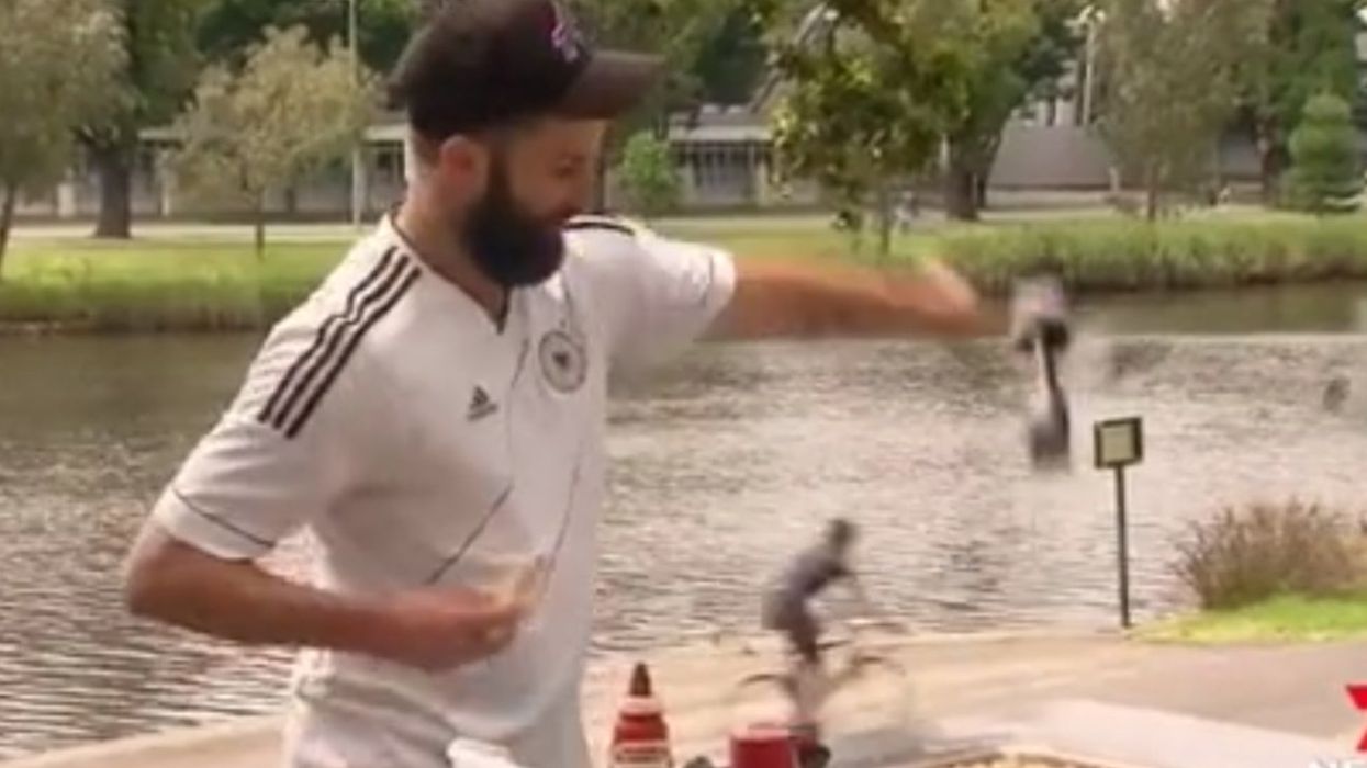 Australian man goes viral after reporter challenges him over lockdown barbecue