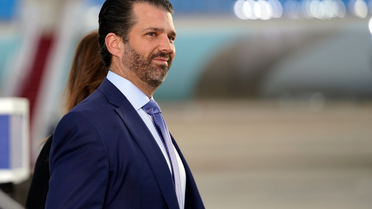 Donald Trump Jr doesn’t seem to know that the governor of Texas is a Republican