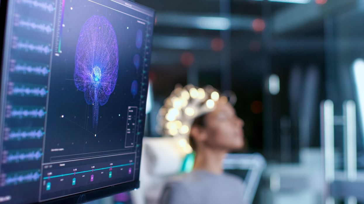 Scientists have finally managed to communicate with lucid dreamers and it’s fascinating